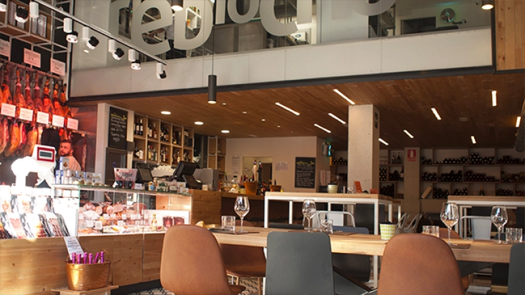 Hotels / Restaurants, New Build, Interior Architecture & Design, Renovation, Conversion