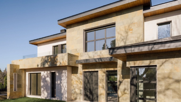 Single-Family Homes, New Build, modern, Traditional