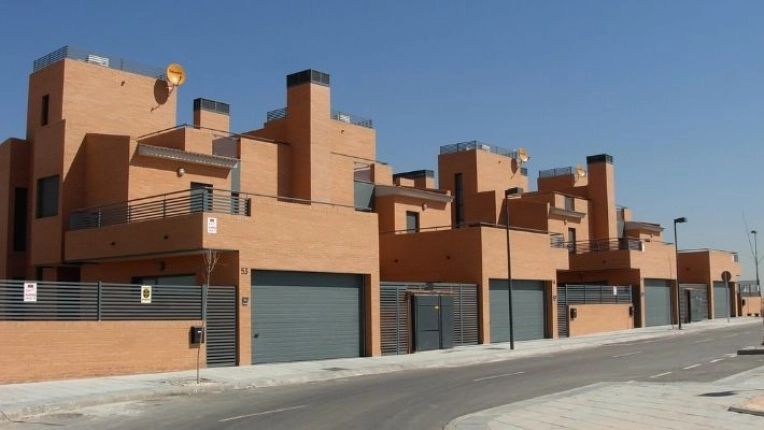 Single-Family Homes, Hotels / Restaurants, Multi-unit Residential Buildings