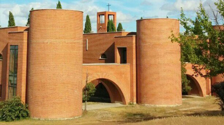 Historical / Listed Buildings, Single-Family Homes, Public Access Buildings