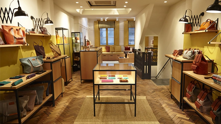 Retail, Interior Architecture & Design, Renovation, Conversion