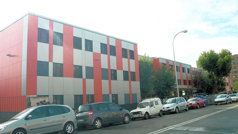 Hotels / Restaurants, Commercial Buildings, Offices