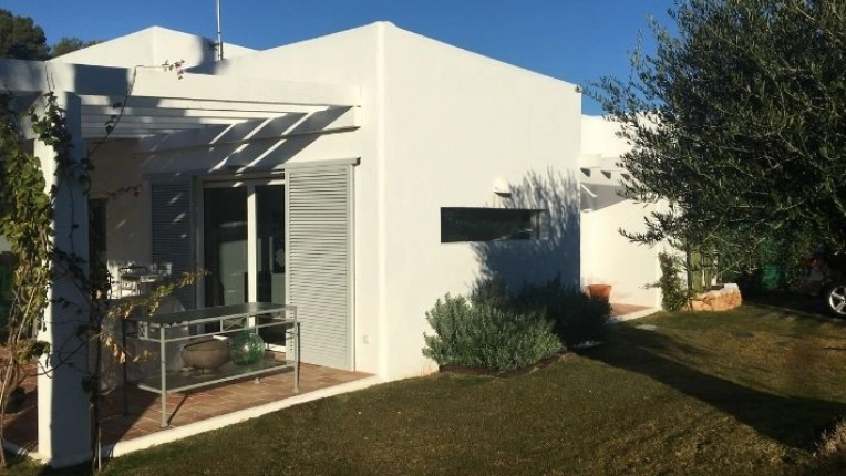 Restoration, Patios & Terraces, Single-Family Homes, Townhouse, Farmhouse, Summer Home, New Build, Renovation, Contemporary, modern